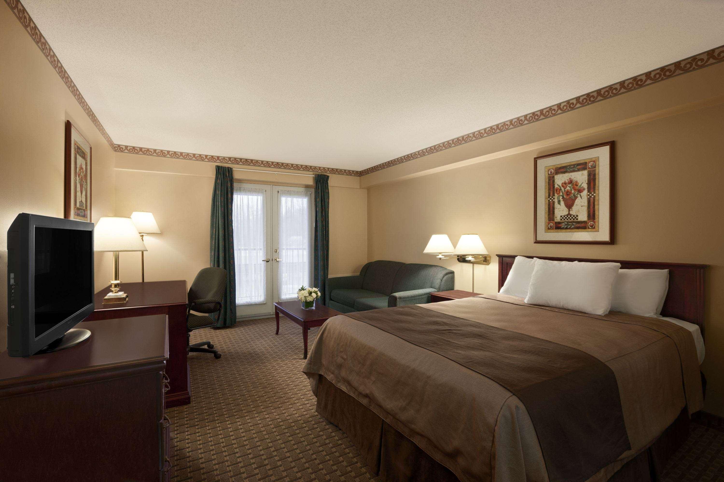 Travelodge By Wyndham Ottawa West Eksteriør bilde