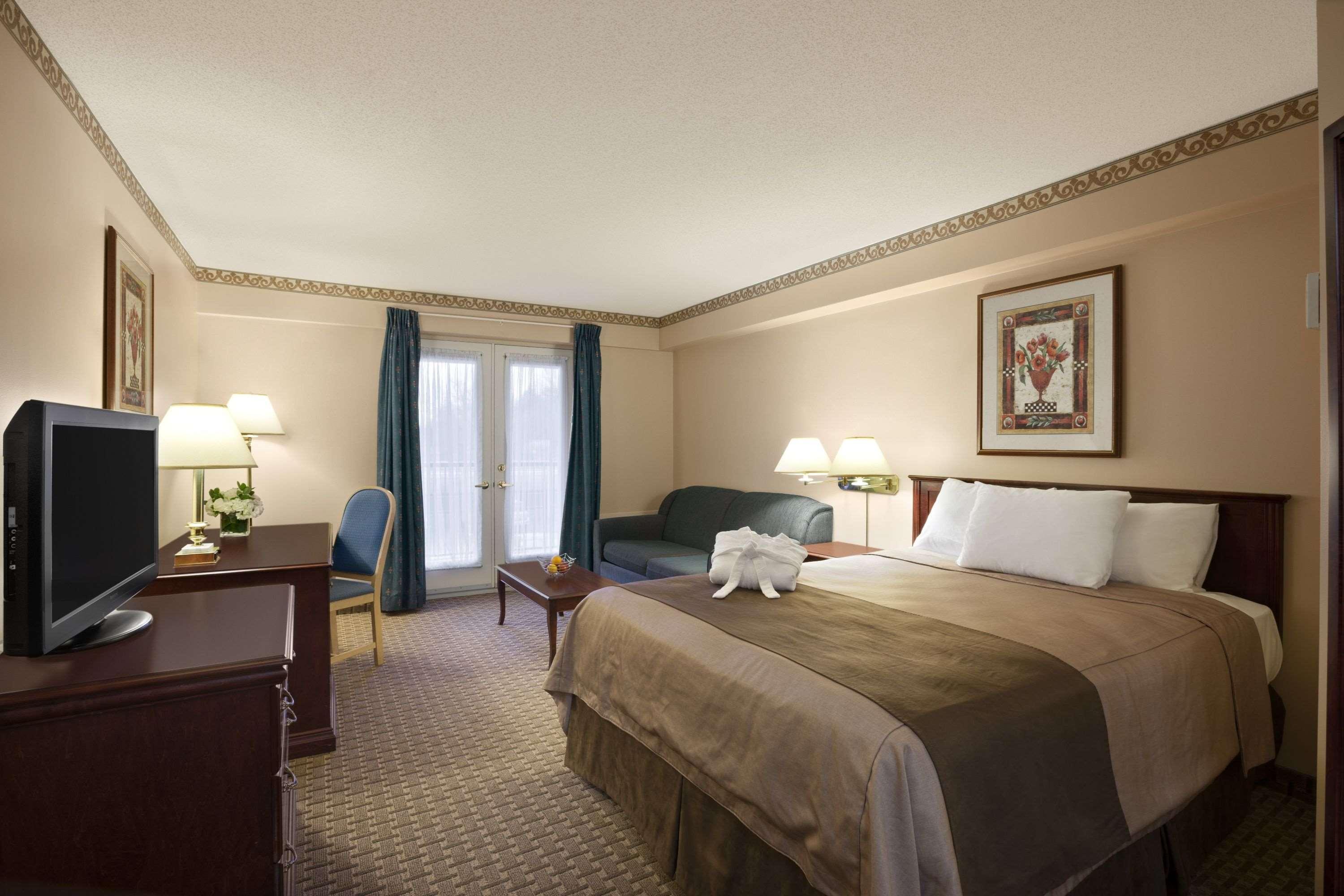 Travelodge By Wyndham Ottawa West Eksteriør bilde